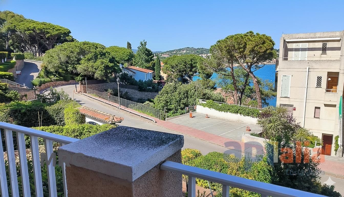 Duplex en vente Sant Feliu de Guíxols, Girona. Ref: 3565. MRC MOLINS REIXACH