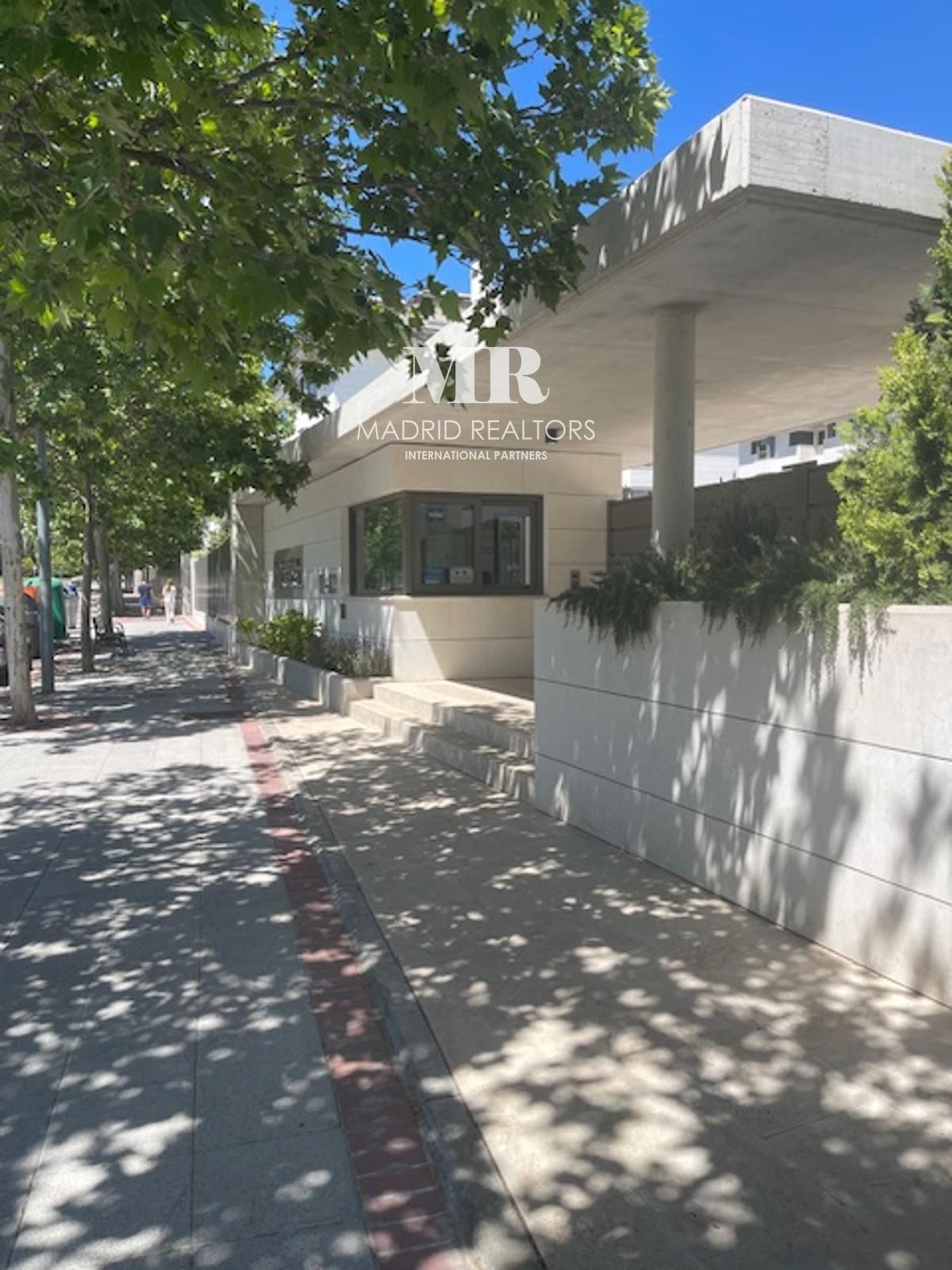 pisos en alcobendas · arroyo-de-la-vega 1000000€