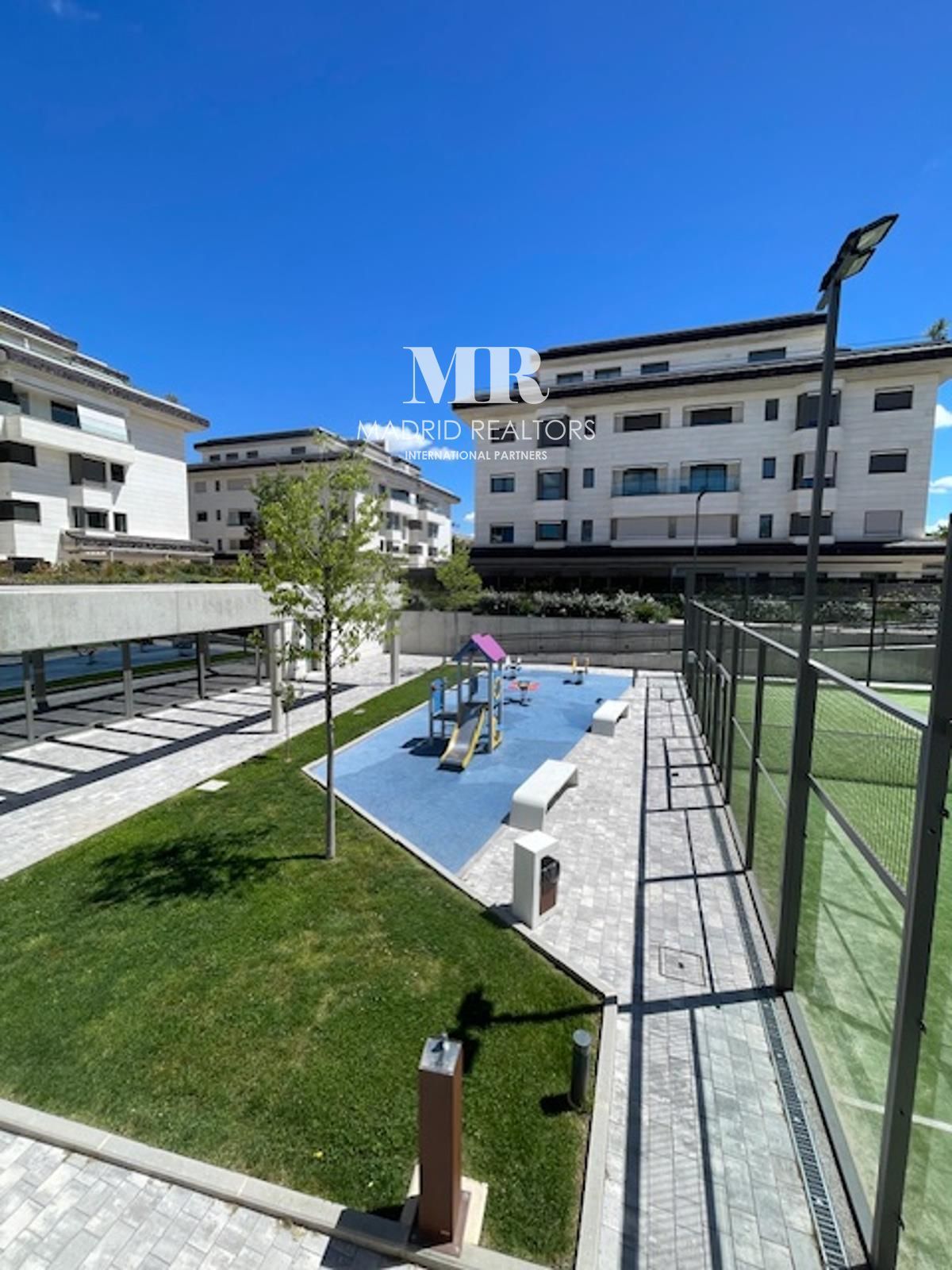 pisos en alcobendas · arroyo-de-la-vega 1000000€