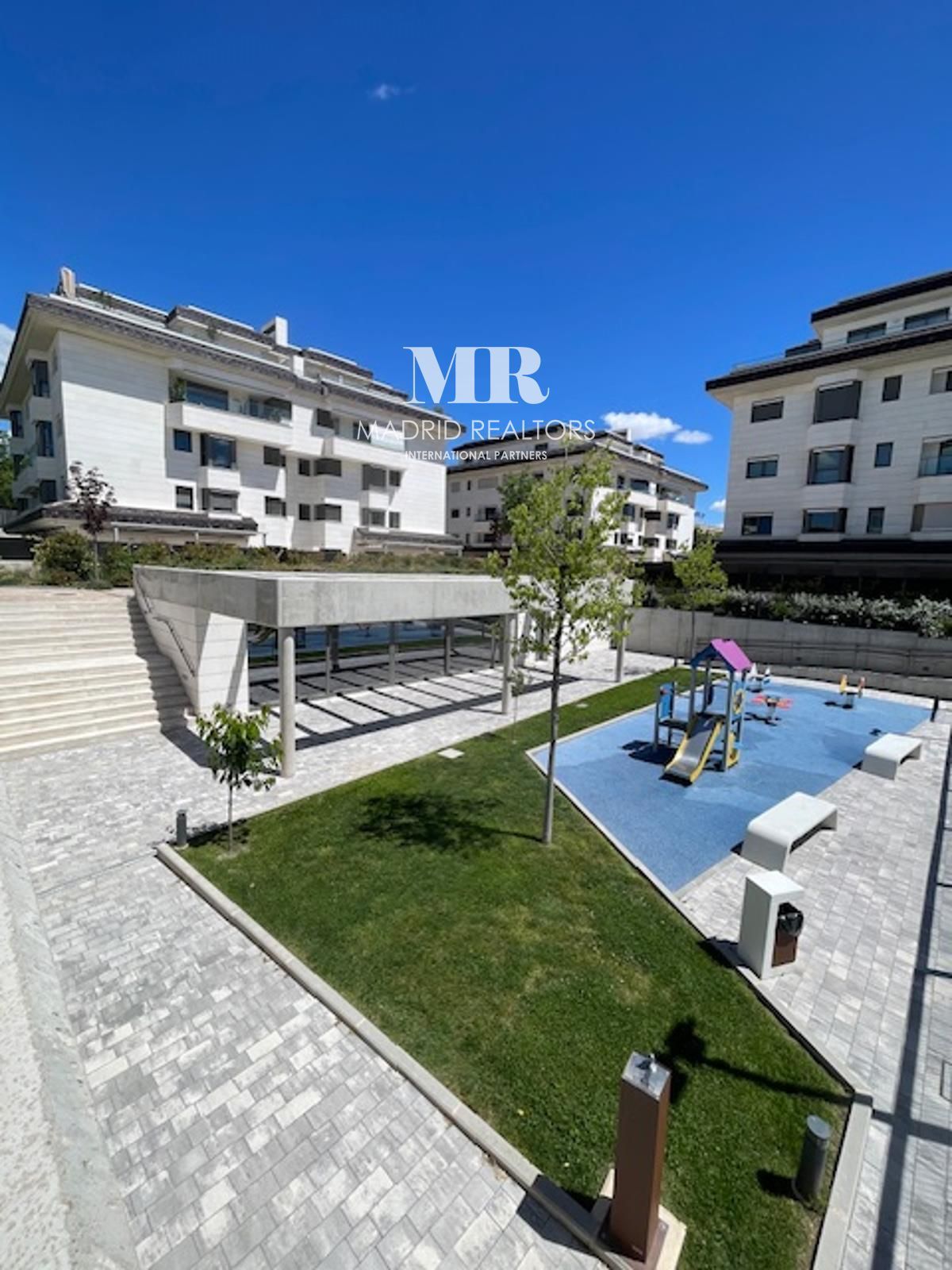 pisos en alcobendas · arroyo-de-la-vega 1000000€