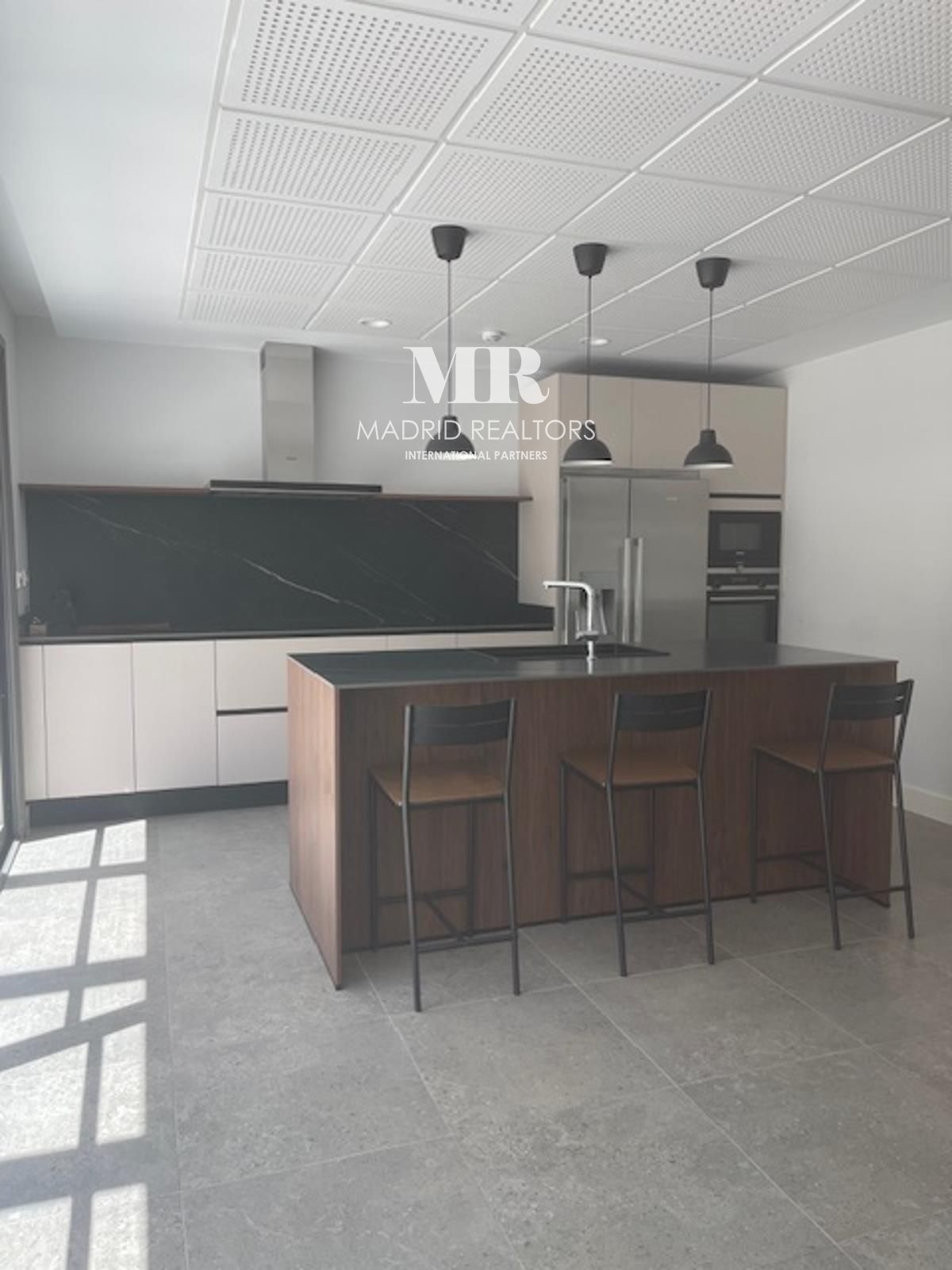pisos en alcobendas · arroyo-de-la-vega 1000000€