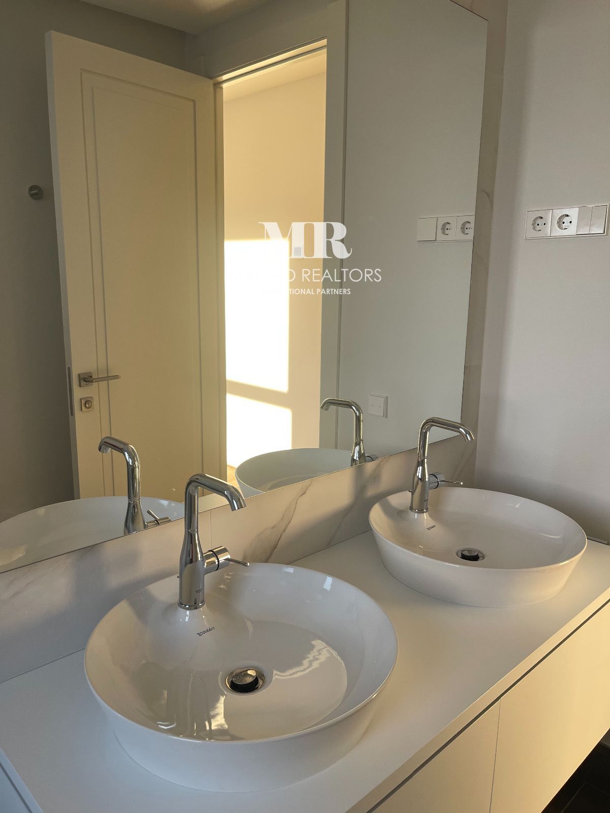 pisos en alcobendas · arroyo-de-la-vega 1000000€
