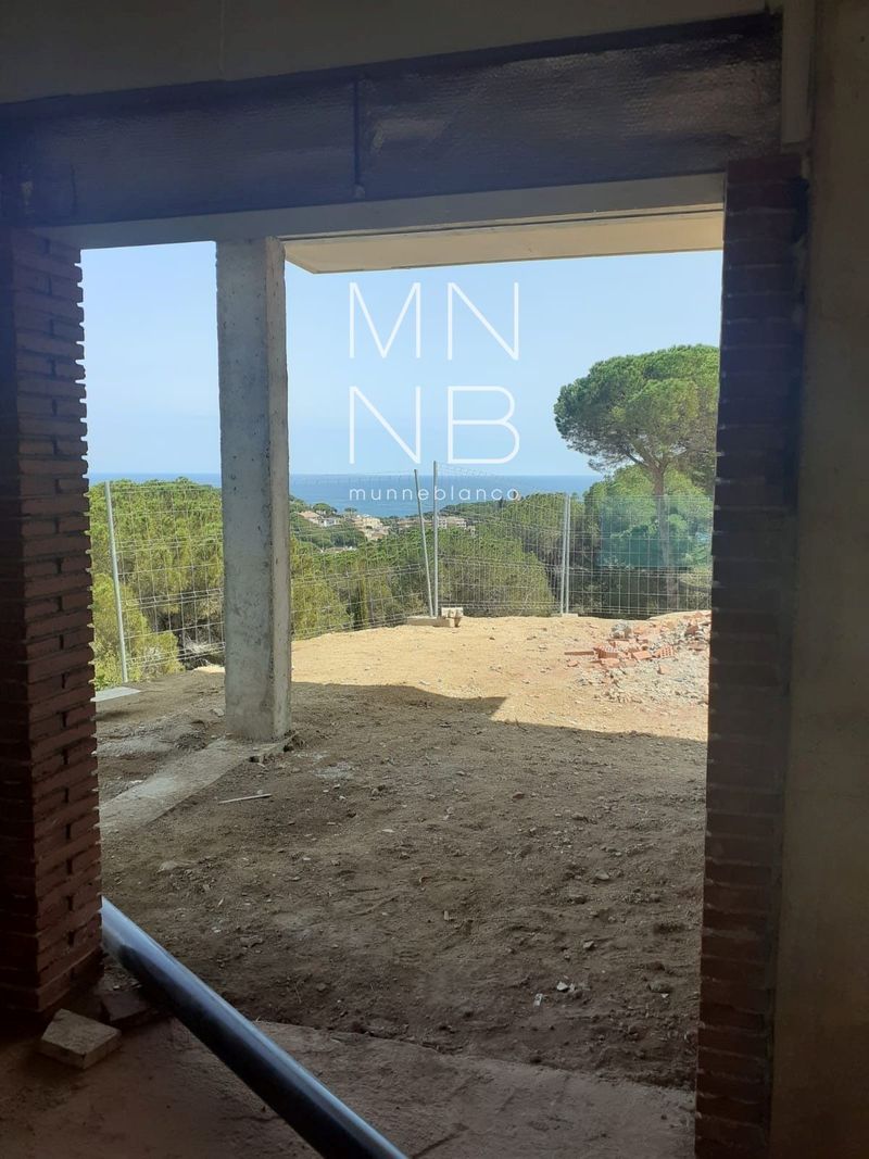 Chalet Independiente en venta Caldes d