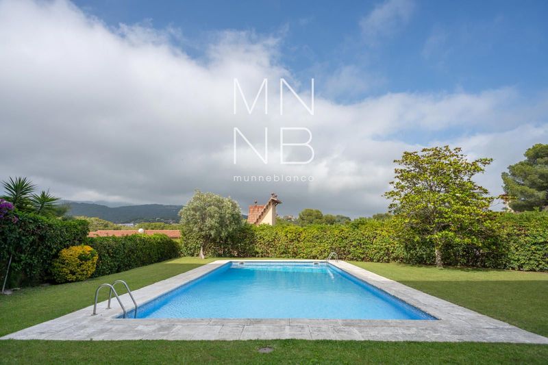 Adosado en venta Sant Andreu de Llavaneres, Barcelona. Ref: 1307. Munne Blanco