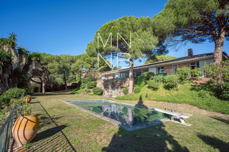 Chalet Independiente en venta Sant Andreu de Llavaneres, Barcelona. Ref: 1373. Munne Blanco