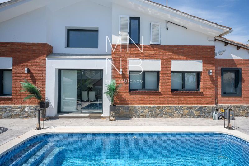 Xalet Independent en venda Canet De Mar, Barcelona. Ref: 1553. Munne Blanco