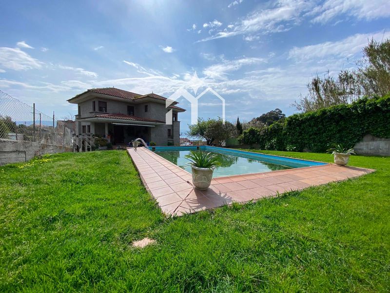 Chalet Independiente en venta Moaña, Pontevedra. Ref: 1072. Mirai