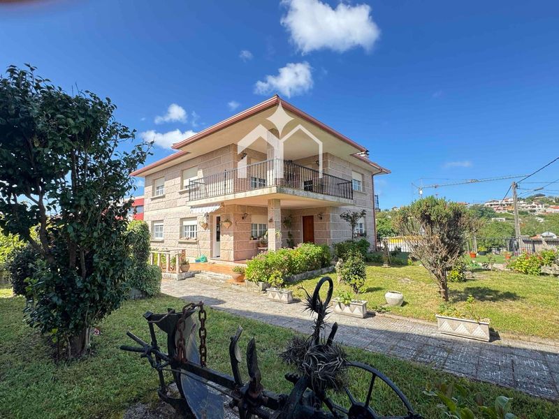 Chalet Independiente en venta Cangas, Pontevedra. Ref: 1080. Mirai