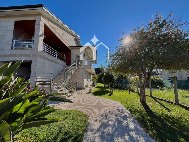Chalet Independiente en venta Moaña, Pontevedra. Ref: 1204. Mirai