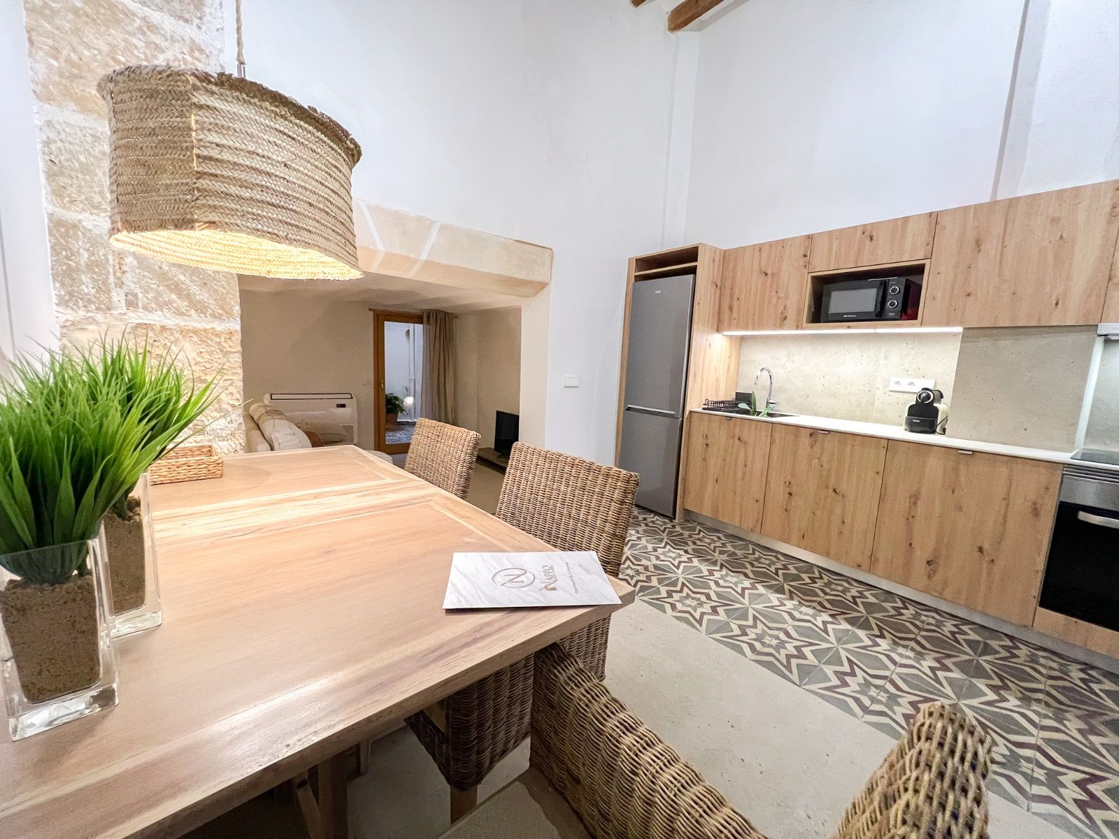 Renovated ground floor with patio in Palma
