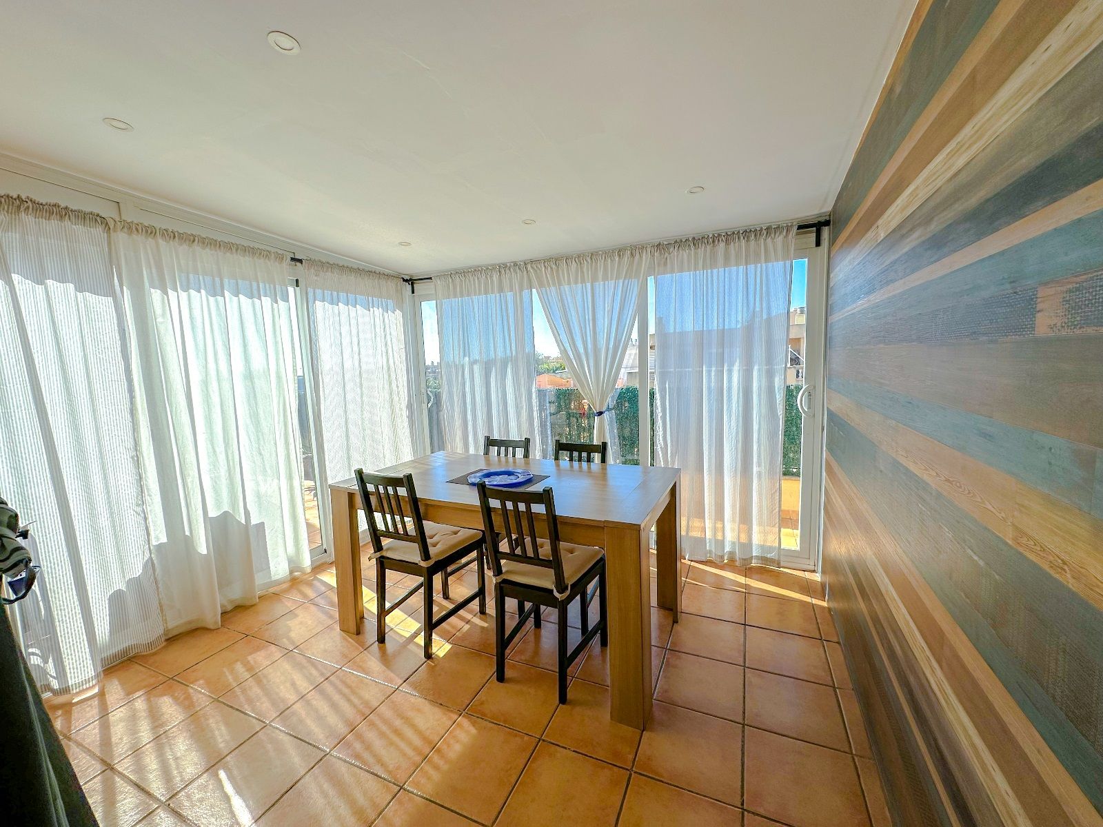 Coqueto Ático con gran terraza en el Rafal Nou