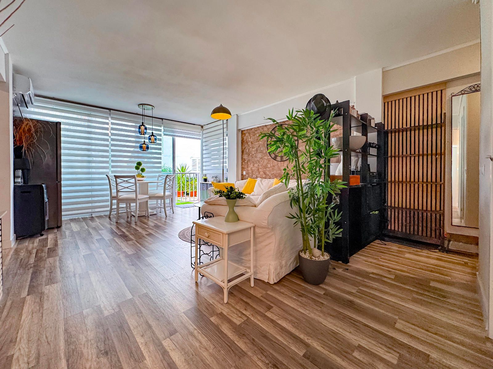 Exclusivo bajo con jardin y piscina en Costa de la Calma, Santa Ponsa