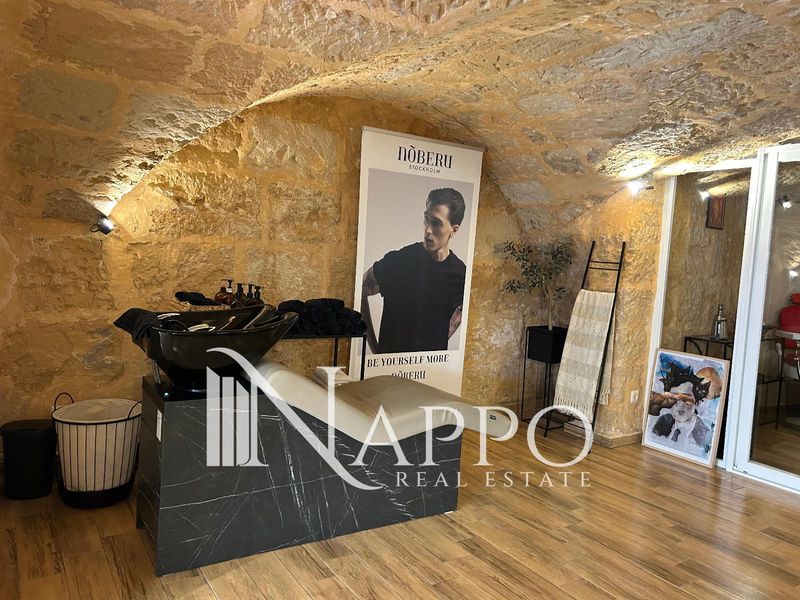 Local Comercial en alquiler y traspaso Palma De Mallorca, Baleares. Ref: 5043. NAPPO REAL ESTATE