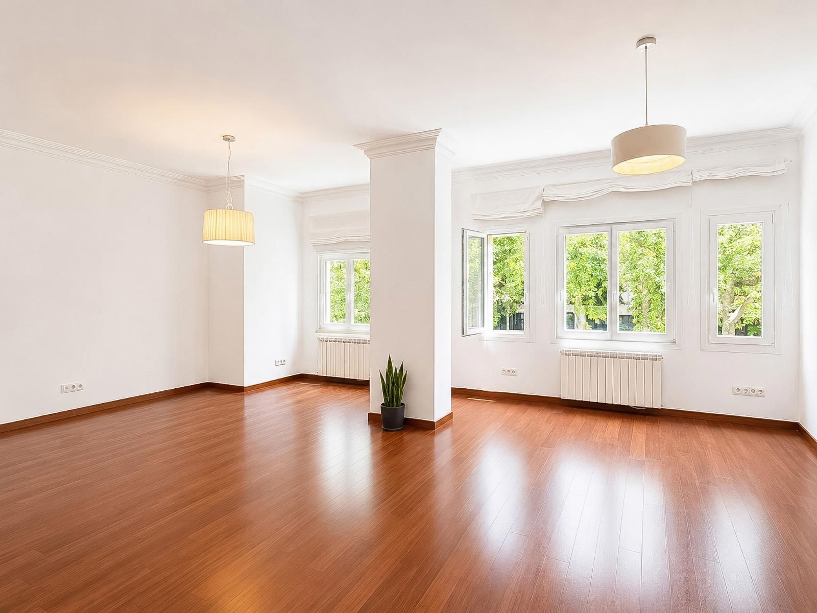 Elegante vivienda reformada con carácter en 31de Diciembre