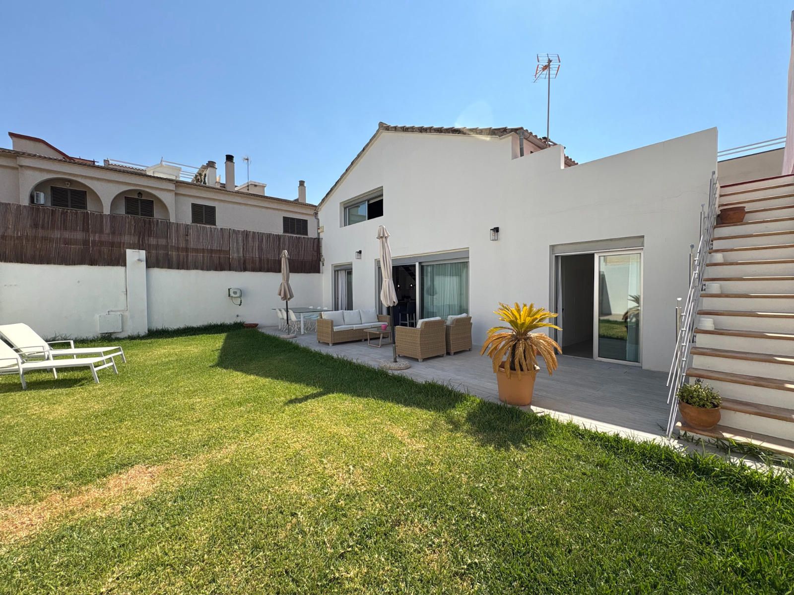 Elegant Villa with Private Garden in Portixol