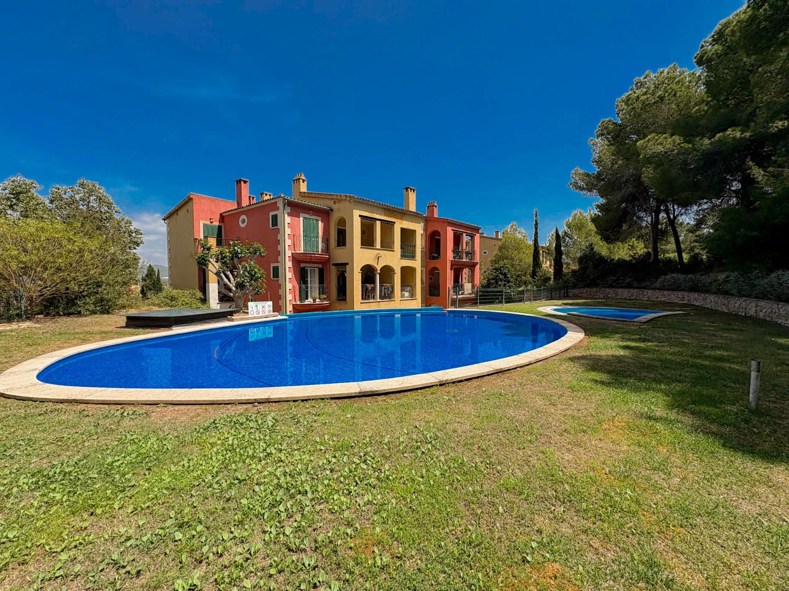 Elegante dúplex exterior con terraza privada