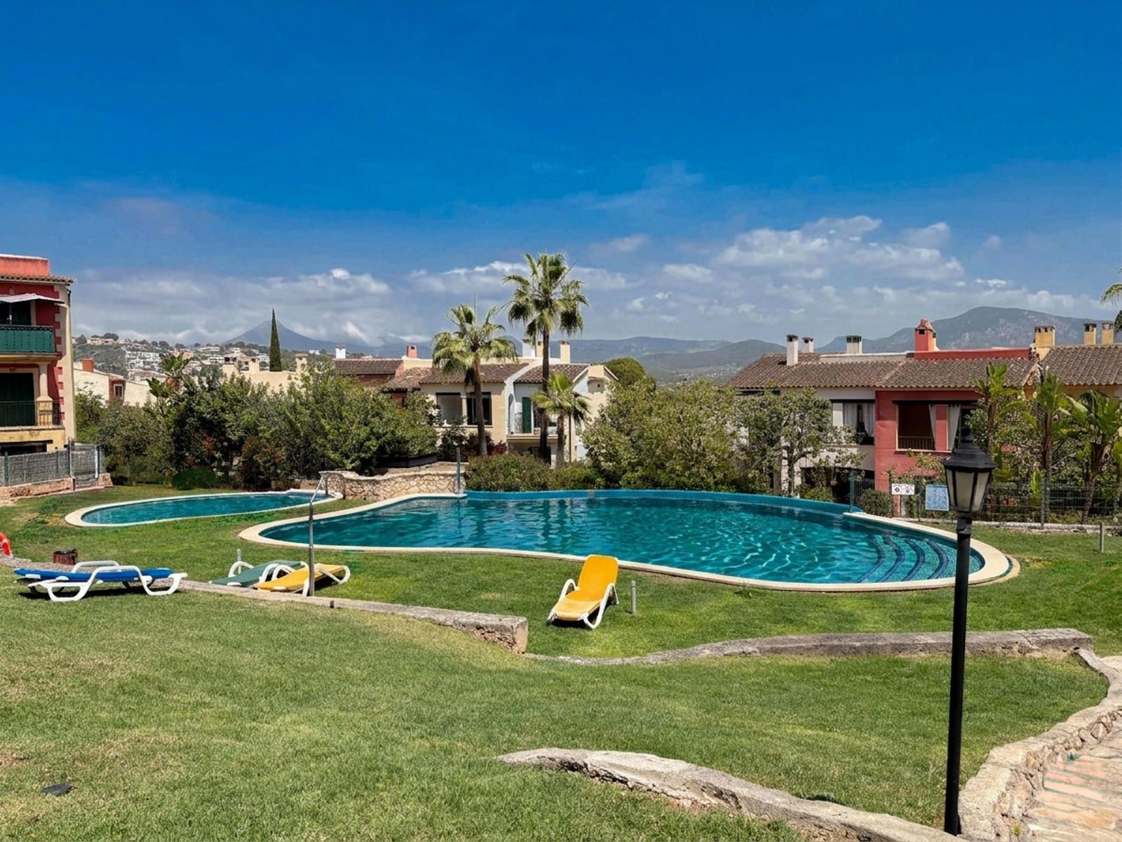 Elegante dúplex exterior con terraza privada