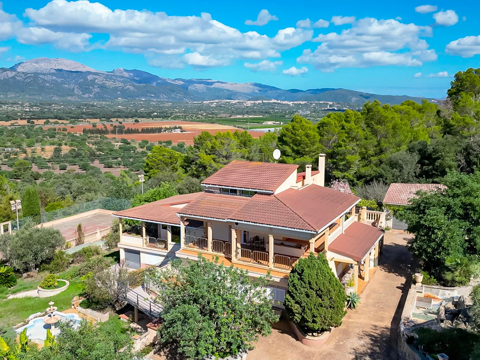 Exclusiva villa con gran parcela en Inca