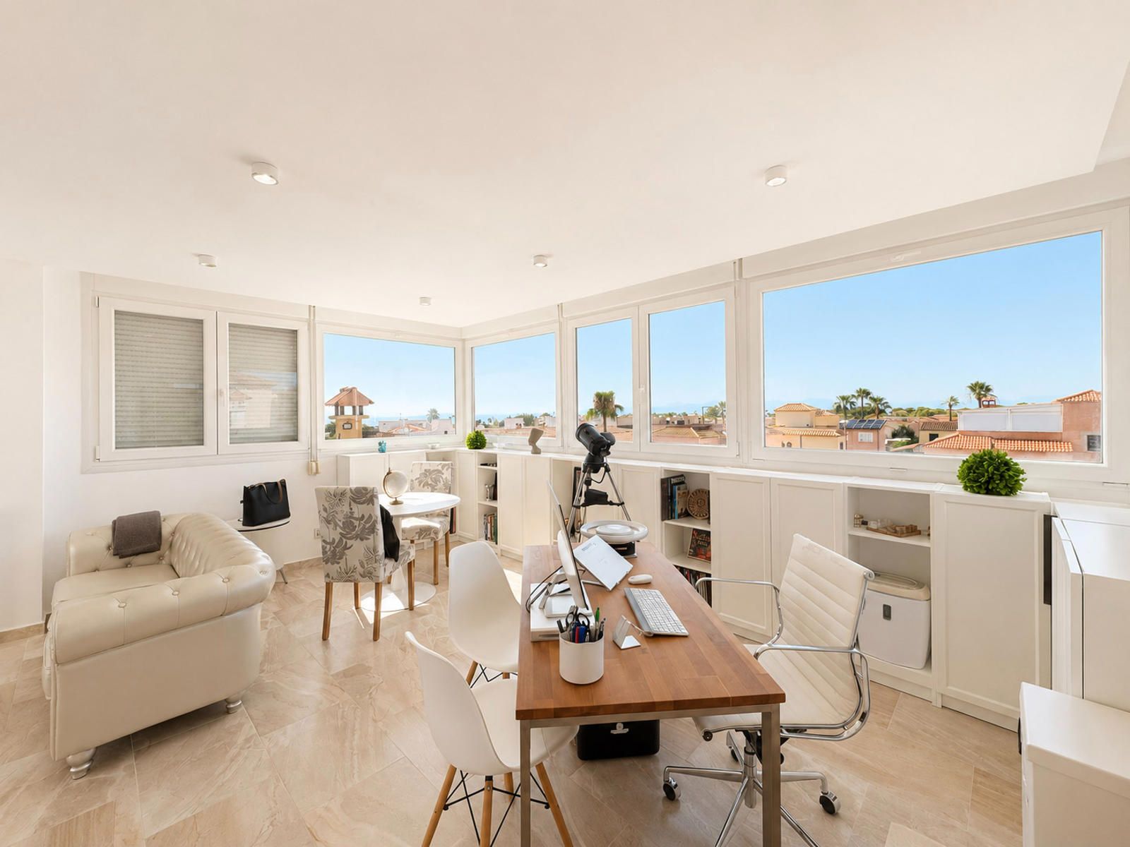 Fantástico ático dúplex con vistas al mar en Sa Torre