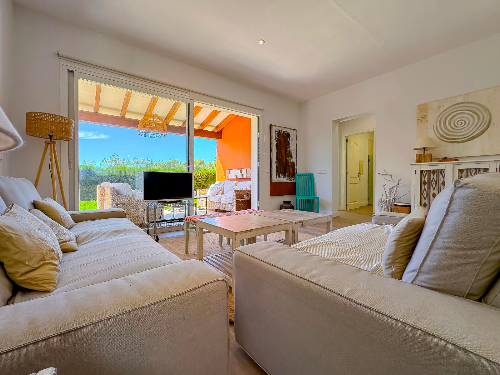 Chalet Independiente con Gran Jardin en Sa Rapita