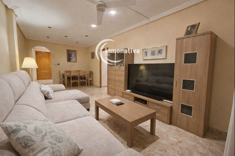 Piso en venta Elche/Elx, Alicante. Ref: 1019. InmoNativa Elche