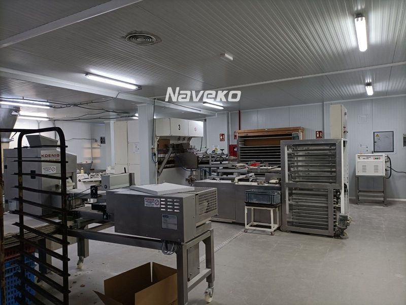 Nave Industrial en venta Fuenlabrada, Madrid. Ref: 1093. Naveko