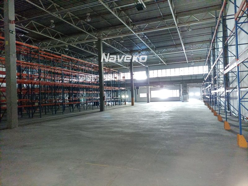 Nave Industrial en venta Tres Cantos, Madrid. Ref: 1305. Naveko
