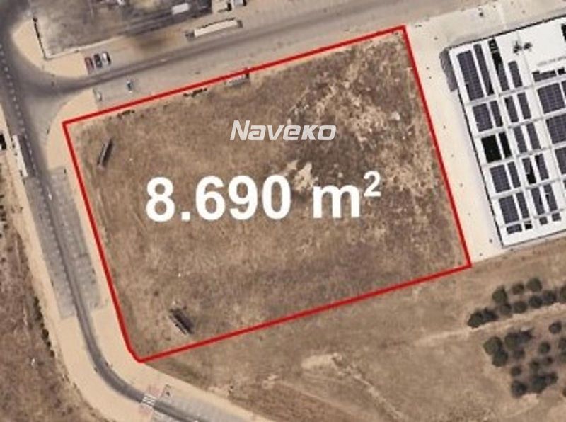 Parcela en venta San Fernando de Henares, Madrid. Ref: 1328. Naveko