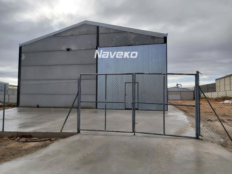 Nave Industrial en venta Toledo. Ref: 1333. Naveko
