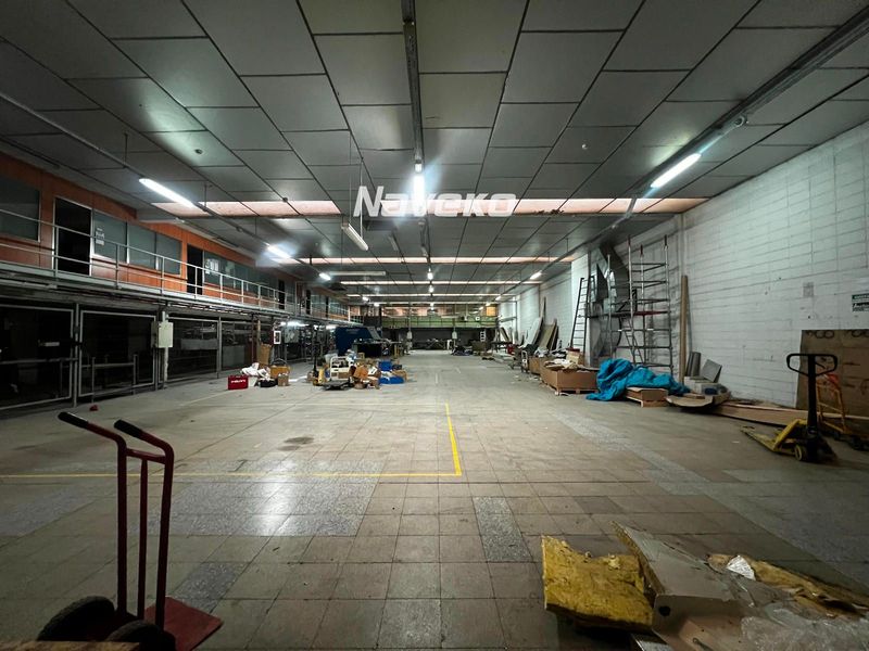 Nave Industrial en venta Madrid. Ref: 1438. Naveko