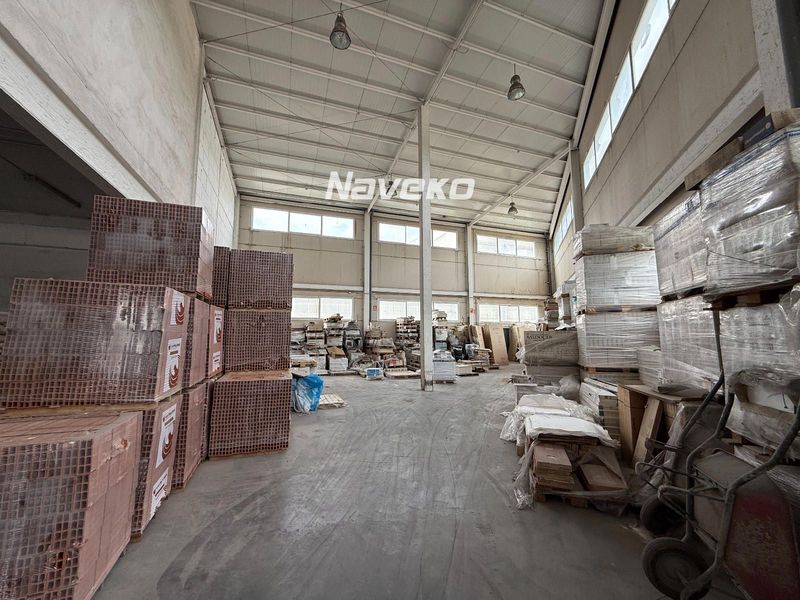 Nave Industrial en venta Alcorcón, Madrid. Ref: 1675. Naveko