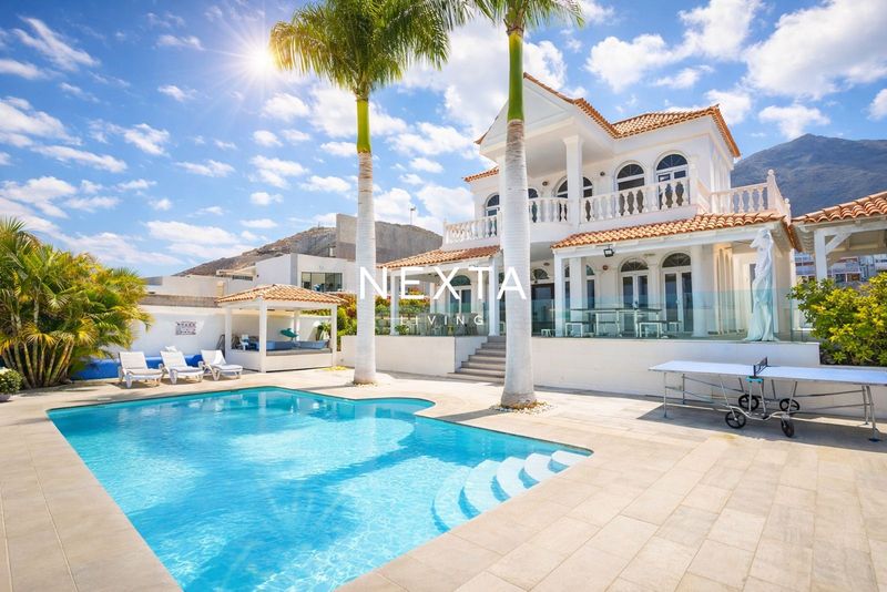Casa en venta Adeje, Santa Cruz Tenerife. Ref: 1006. NEXTA LIVING