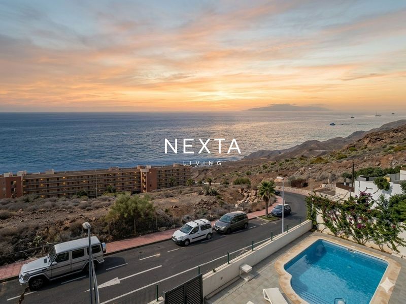 Casa en venta Adeje, Santa Cruz Tenerife. Ref: 1083. NEXTA LIVING