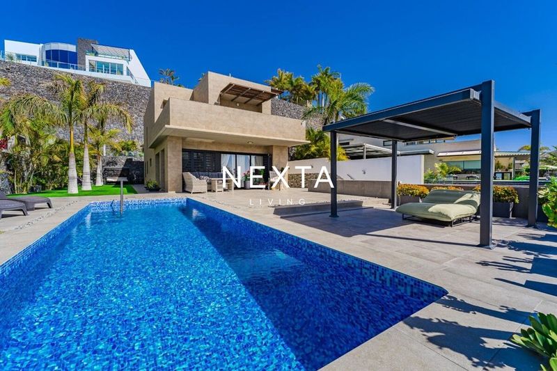 Casa en venta Adeje, Santa Cruz Tenerife. Ref: 1091. NEXTA LIVING