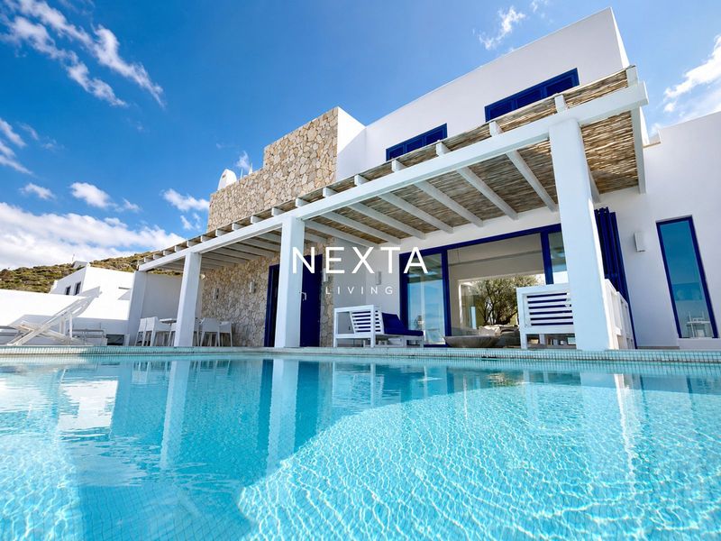 Chalet Independiente en venta Adeje, Santa Cruz Tenerife. Ref: 1129. NEXTA LIVING
