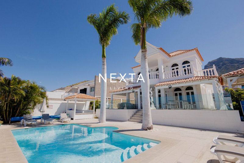 Casa en venta Adeje, Santa Cruz Tenerife. Ref: 1156. NEXTA LIVING