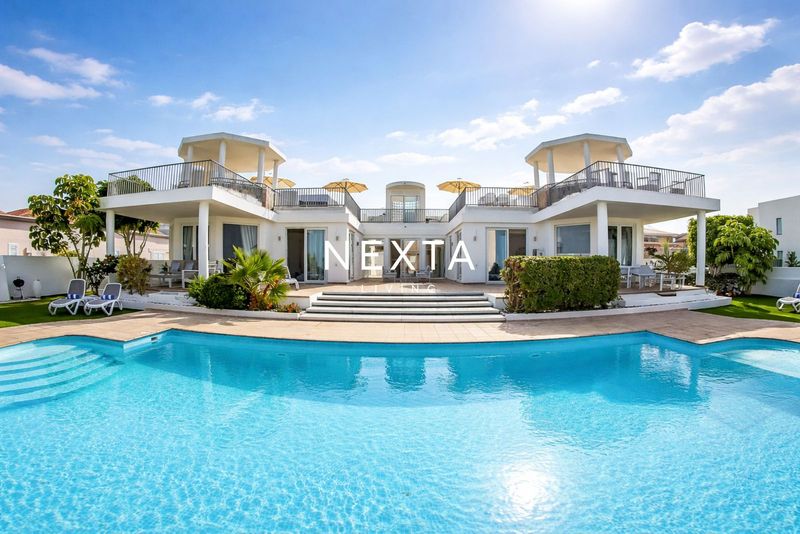 Casa en venta Playa Paraíso, Santa Cruz Tenerife. Ref: 1160. NEXTA LIVING