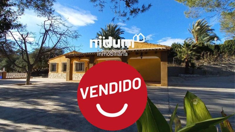 Chalet Independiente en venta Xàtiva, Valencia. Ref: 1499. Inmobiliaria Nidum