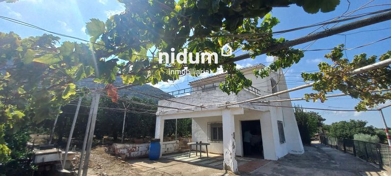 Chalet Independiente en venta Novele/Novetle, Valencia. Ref: 1659. Inmobiliaria Nidum