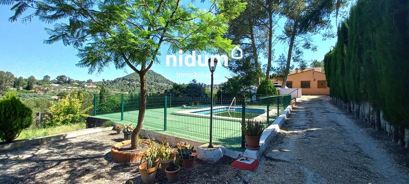 Chalet Independiente en venta Xàtiva, Valencia. Ref: 1722. Inmobiliaria Nidum