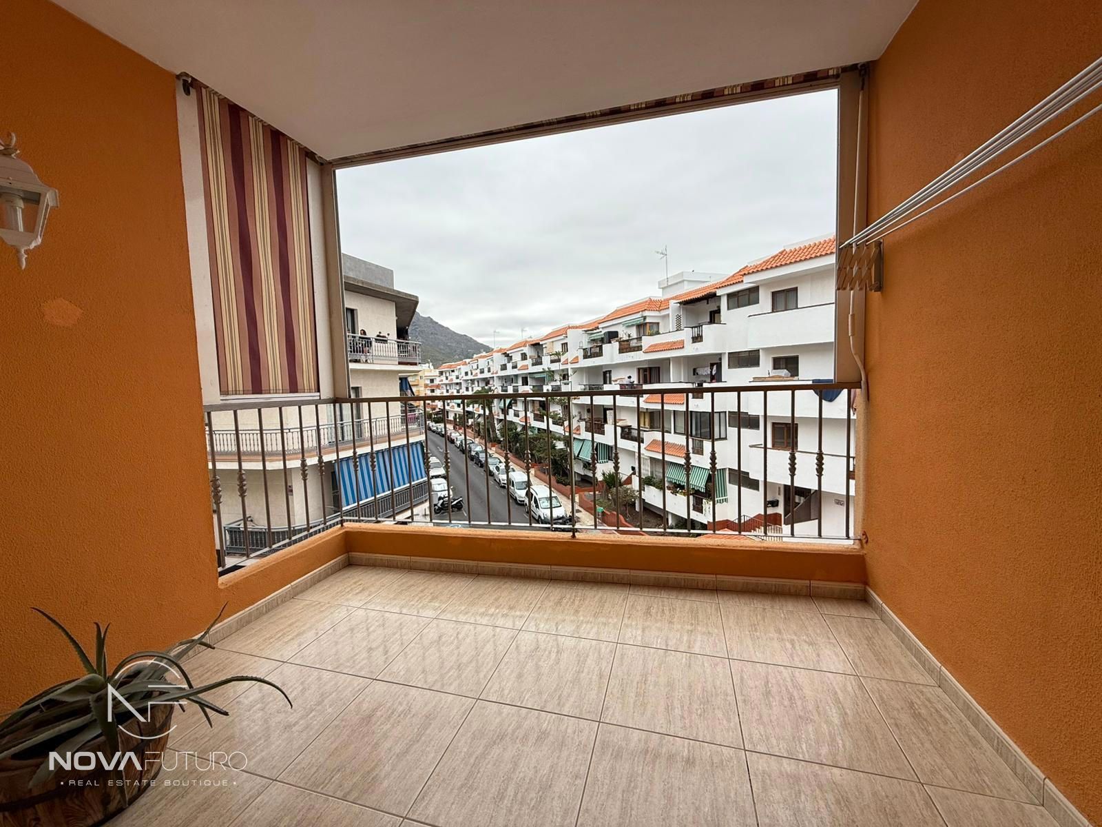 Appartement en vente Adeje, Santa Cruz Tenerife. Ref: 1650. Nova Futuro Real Estate Boutique