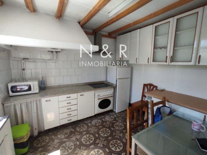 Piso en alquiler Santiago De Compostela, A Coruña. Ref: 1073. N&R Inmobiliaria