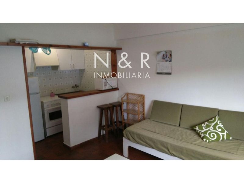 Piso en alquiler Santiago De Compostela, A Coruña. Ref: 1241. N&R Inmobiliaria