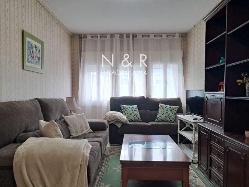Flat for rent Santiago De Compostela, A Coruña. Ref: 1515. N&R Inmobiliaria