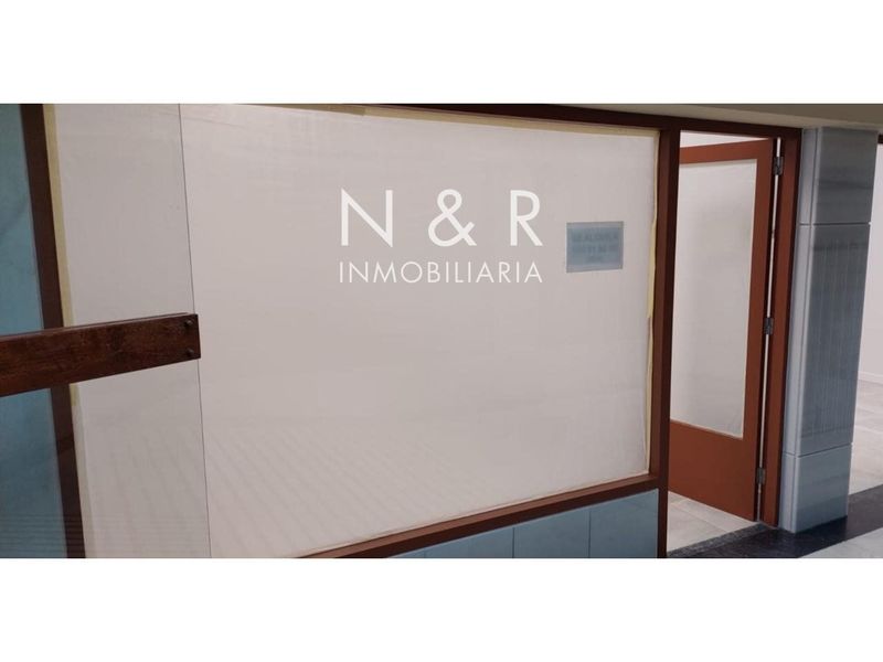 Local Comercial en aluguer Santiago De Compostela, A Coruña. Ref: 1565. N&R Inmobiliaria