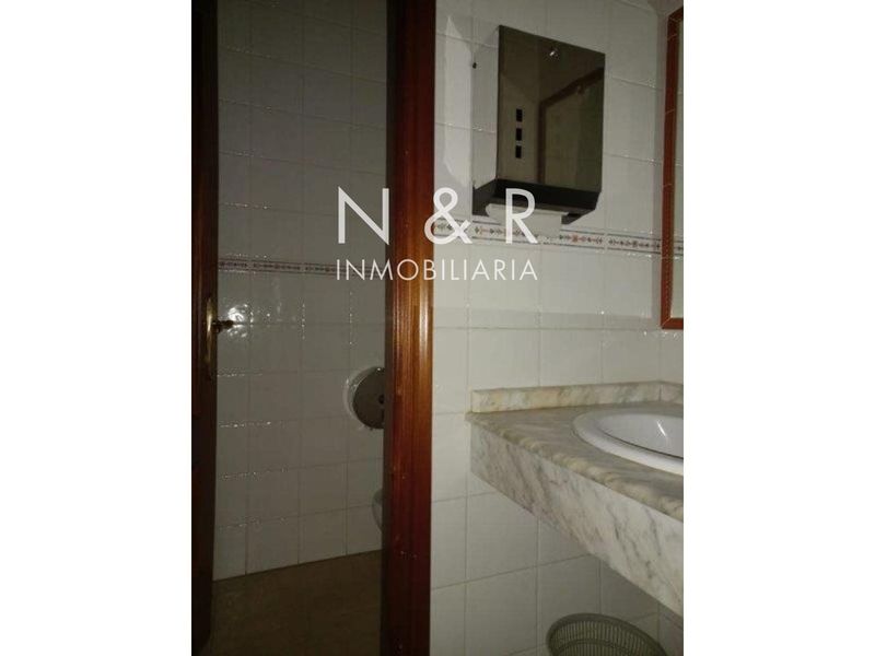 Local Comercial en aluguer Santiago De Compostela, A Coruña. Ref: 1648. N&R Inmobiliaria