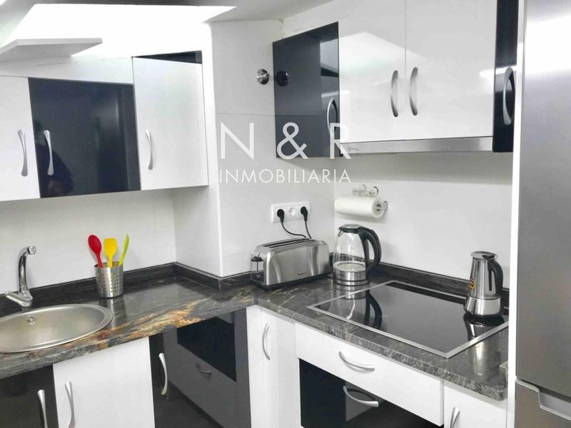Penthouse for rent Santiago De Compostela, A Coruña. Ref: 1695. N&R Inmobiliaria