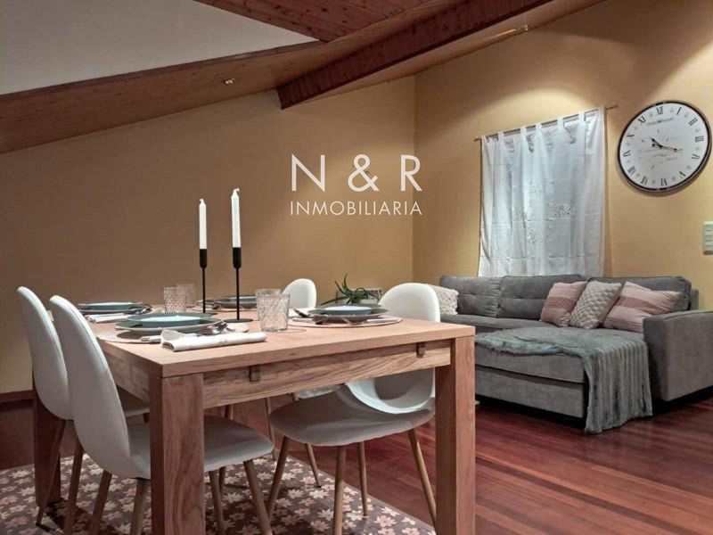 Ático en alquiler Santiago De Compostela, A Coruña. Ref: 1769. N&R Inmobiliaria