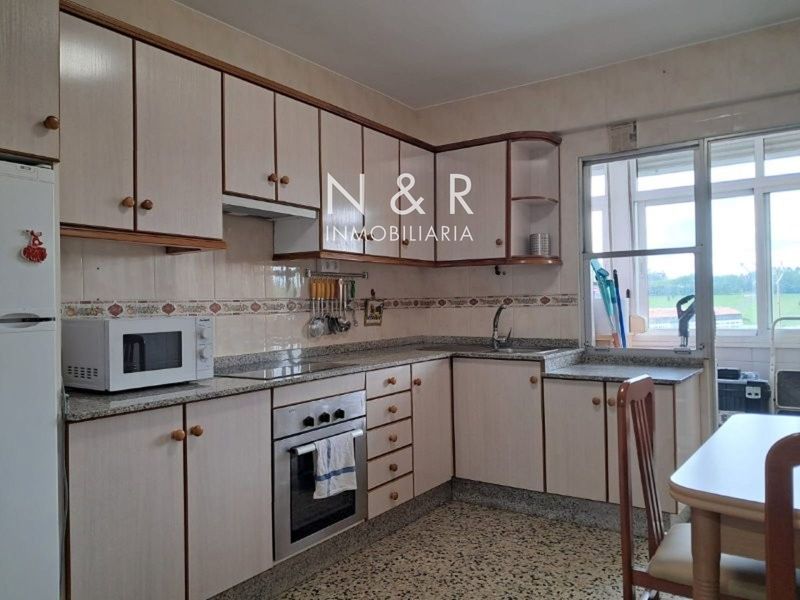Piso en aluguer Santiago De Compostela, A Coruña. Ref: 1844. N&R Inmobiliaria