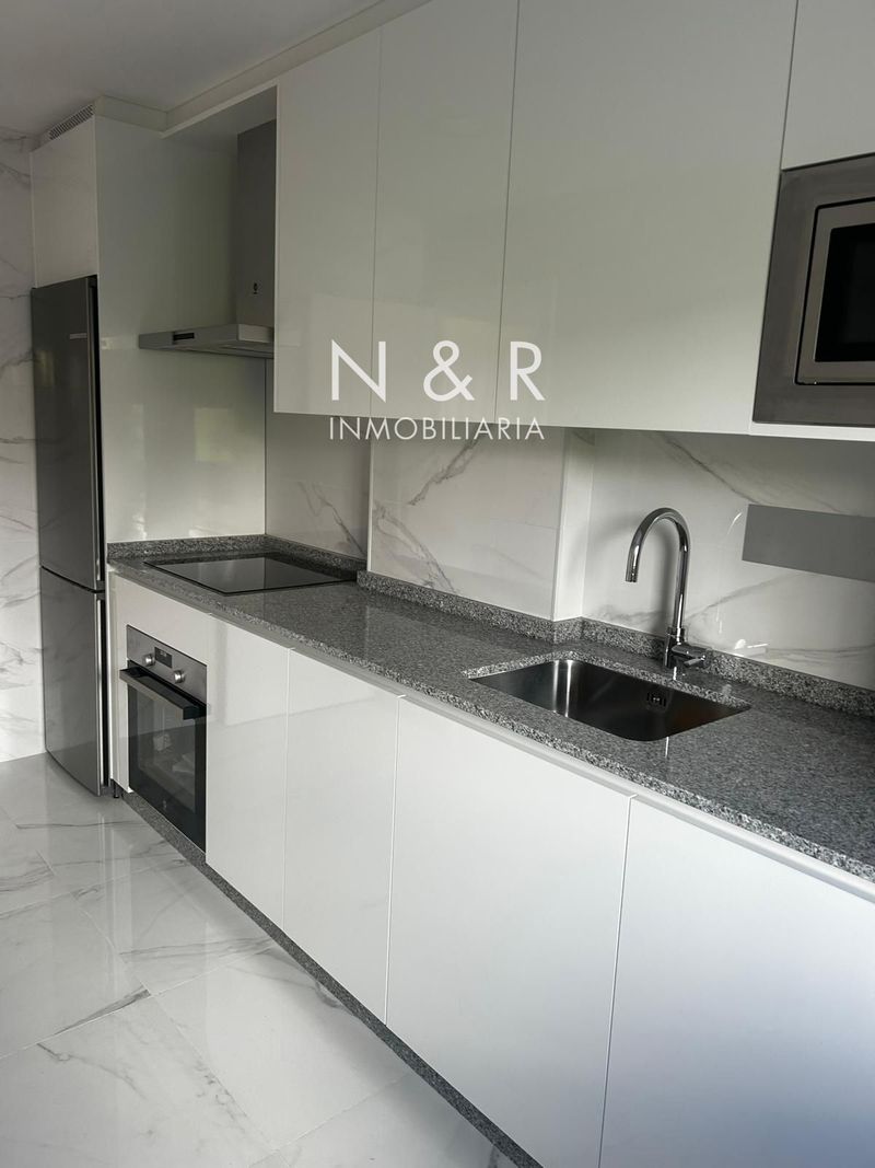 Piso en aluguer Santiago De Compostela, A Coruña. Ref: 2002. N&R Inmobiliaria